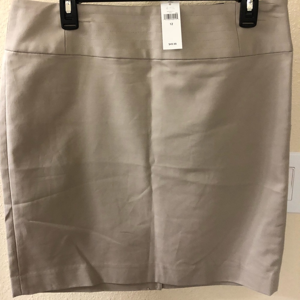 Grey Banana Republic knee length skirt sz 12